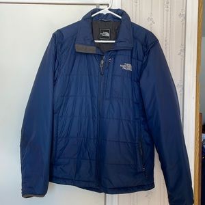 Men’s North Face medium weight.  Barely worn.